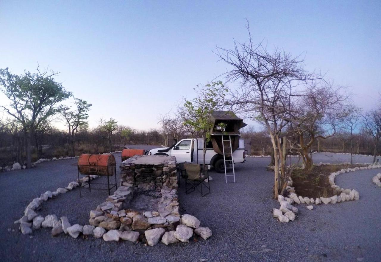 Etosha Village Campsite โอเคาเควโย ภายนอก รูปภาพ