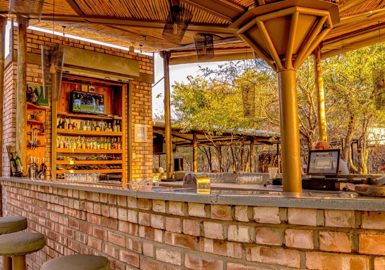 Etosha Village Campsite โอเคาเควโย ภายนอก รูปภาพ