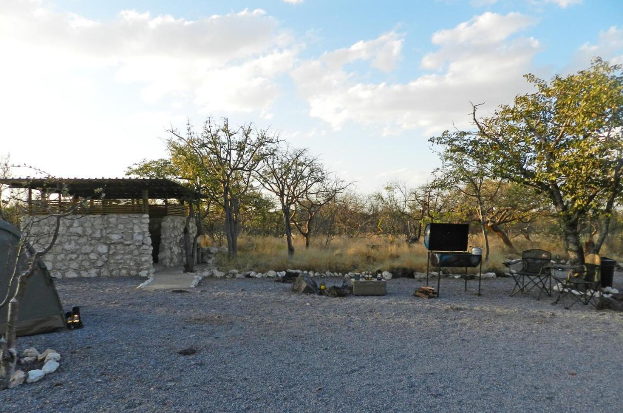 Etosha Village Campsite โอเคาเควโย ภายนอก รูปภาพ